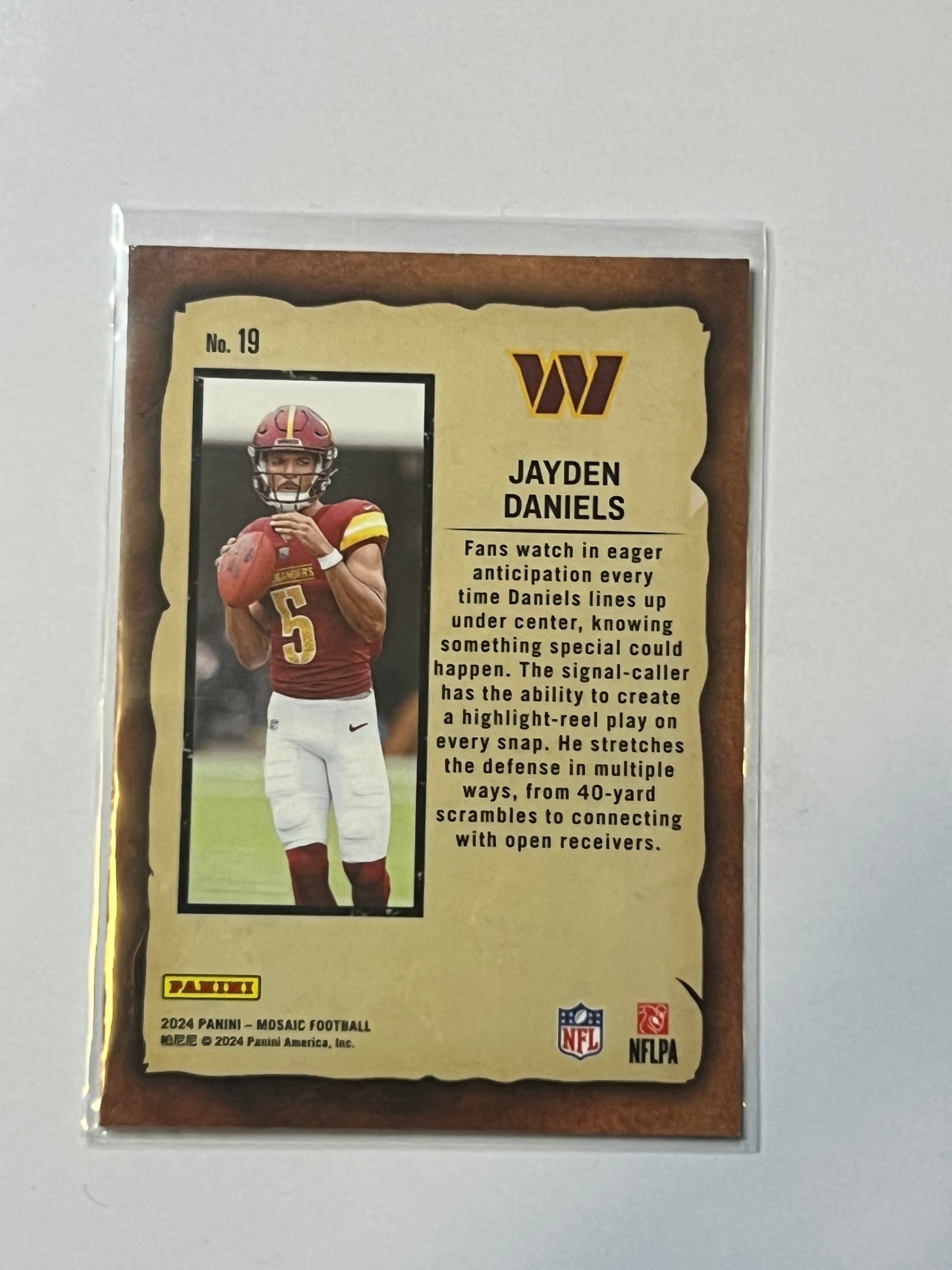 2024 Jayden Daniels PANINI MOSAIC NOTORIETY INSERT ROOKIE SP #19 RC COMMANDERS