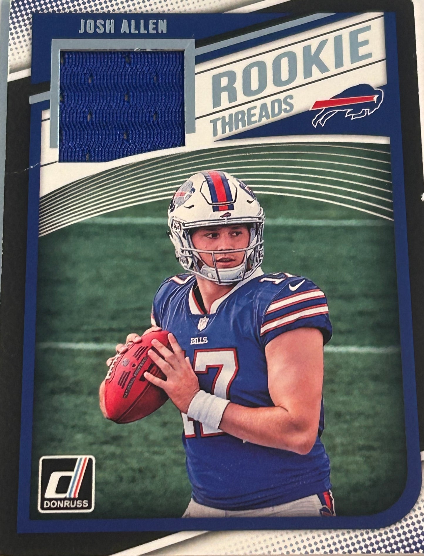 2018 PANINI DONRUSS ROOKIE THREADS Josh Allen #4 ROOKIE CARD